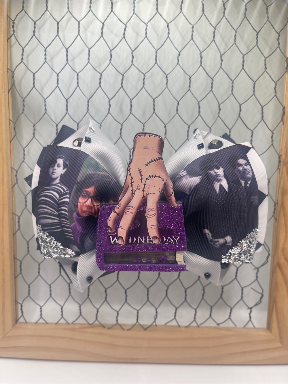 Handmade Gothic-Inspired Hair Bow – TV Character Theme